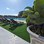 Cali Com Piscina 公寓 *