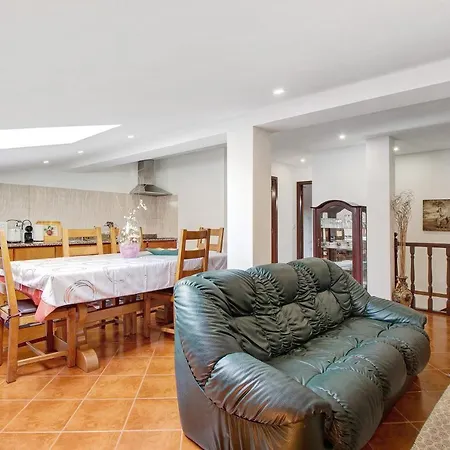 Cali Com Piscina * Apúlia