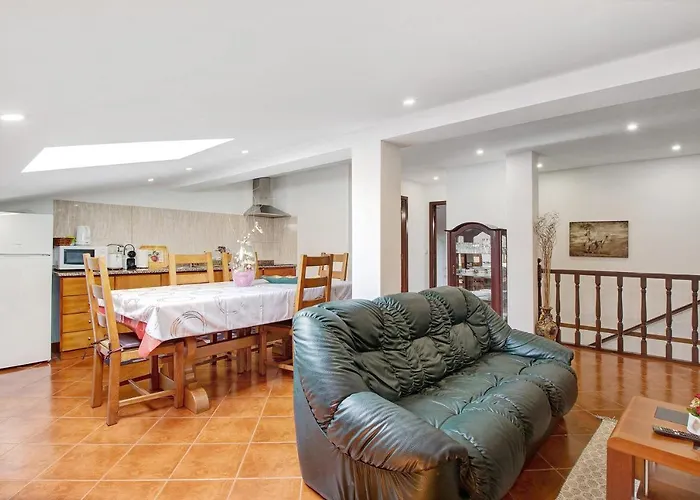 Cali Com Piscina * Apúlia